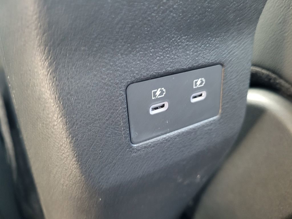 New 2026 Nissan Kicks SR w/ Cold Weather Package image 32