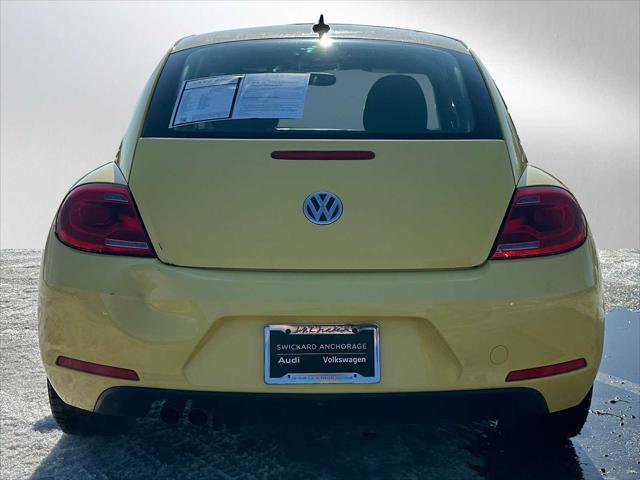 Used 2013 Volkswagen Beetle 2.5 image 4