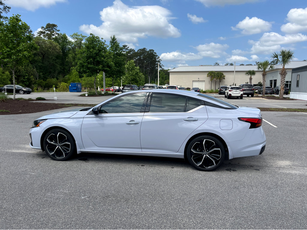 Used 2024 Nissan Altima 2.0 SR image 31