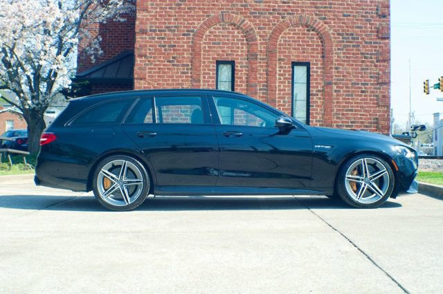 Used 2023 Mercedes-Benz E 63 AMG S image 4
