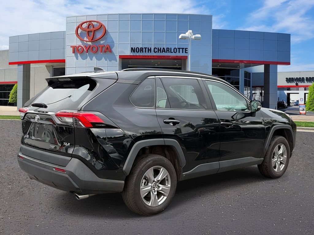 Used 2024 Toyota RAV4 XLE FWD image 8