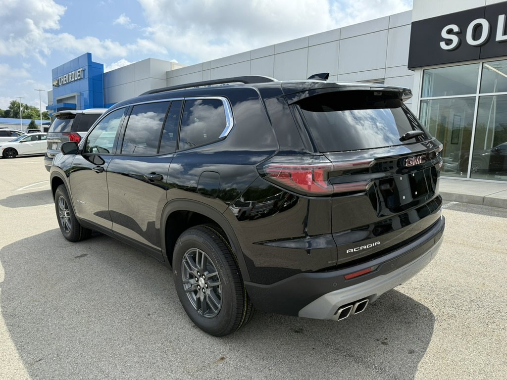 New 2026 GMC Acadia Elevation image 3