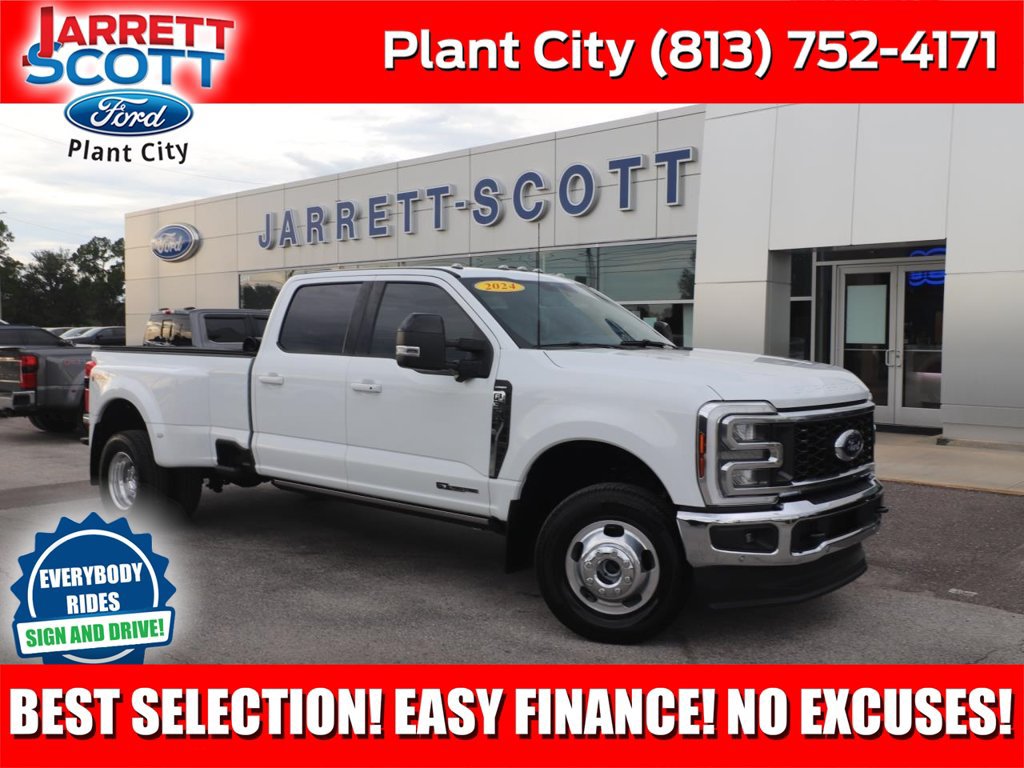 Used 2024 Ford F350 Lariat w/ Lariat Ultimate Package AWD/4WD image 1