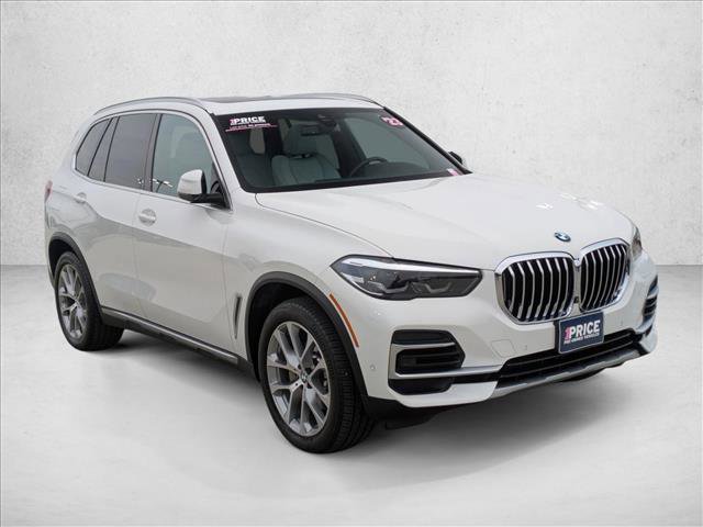 Used 2023 BMW X5 xDrive40i w/ Premium Package image 3