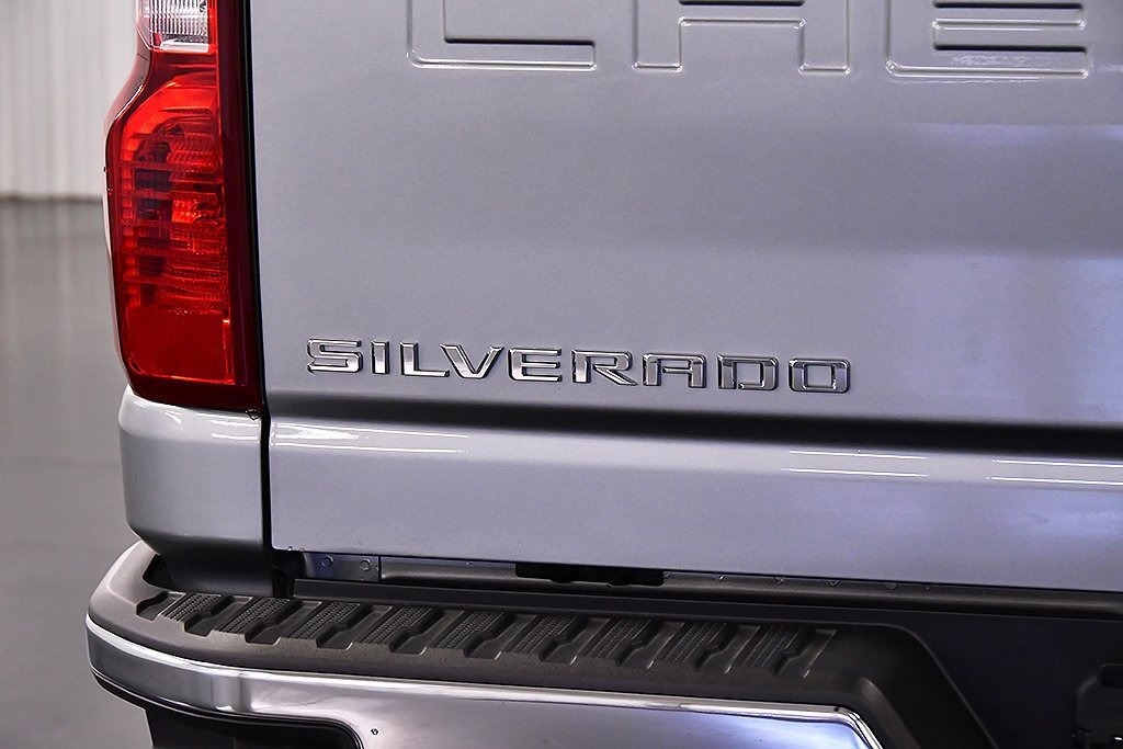 Used 2025 Chevrolet Silverado 2500 LT w/ Convenience Package image 13