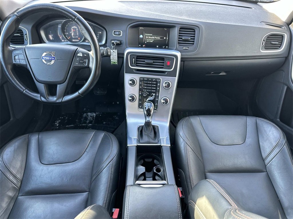 Used 2017 Volvo V60 T5 Cross Country w/ Convenience Package image 14