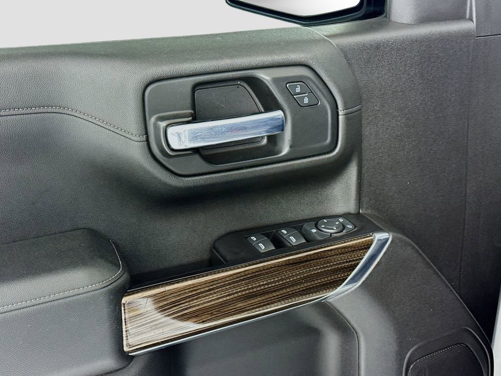 Used 2020 Chevrolet Silverado 1500 LT AWD/4WD image 19