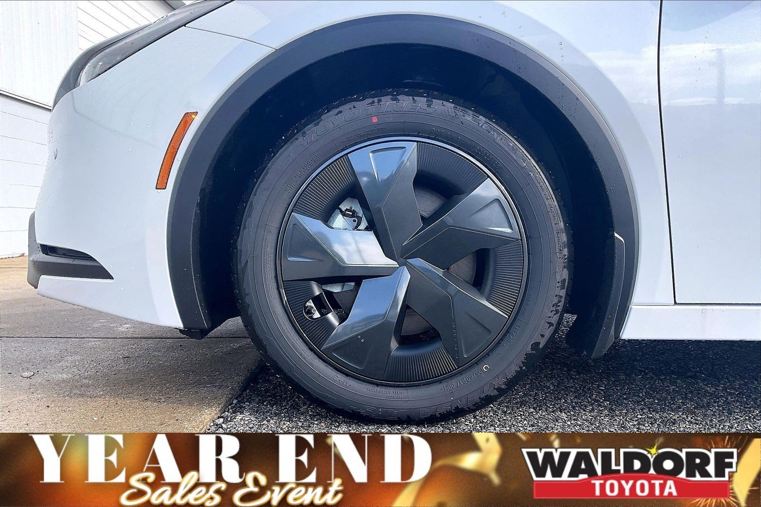 New 2026 Toyota Prius Plug-In Hybrid image 15