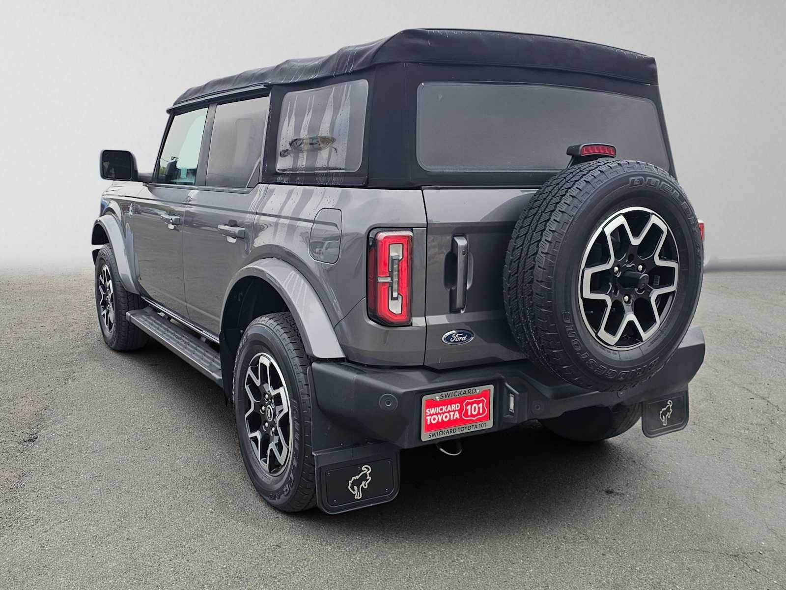 Used 2023 Ford Bronco Outer Banks AWD/4WD image 5