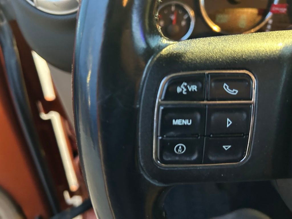 Used 2011 Jeep Wrangler Unlimited Sahara w/ Dual Top Group image 18