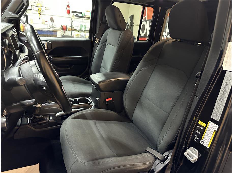Used 2020 Jeep Wrangler Unlimited Sport image 23