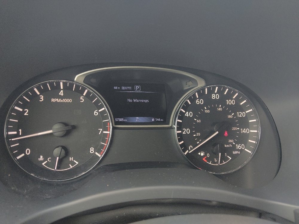 Used 2020 Nissan Pathfinder S image 23