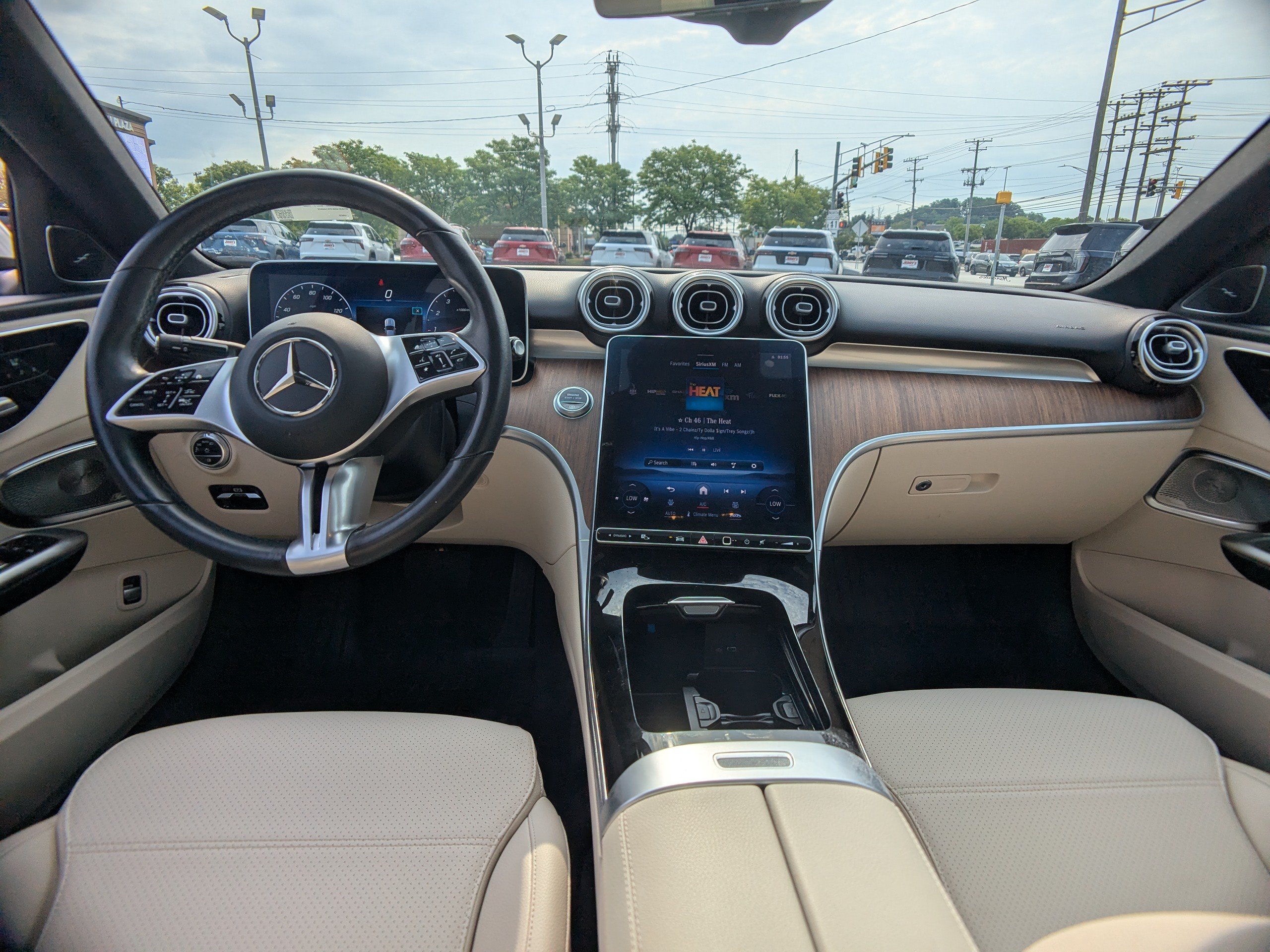 Used 2023 Mercedes-Benz C 300 4MATIC Sedan w/ Exclusive Trim Package image 16