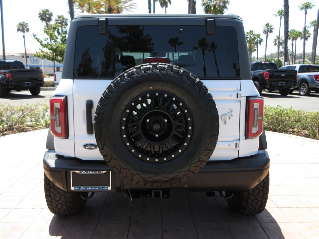 Used 2023 Ford Bronco Badlands AWD/4WD image 3