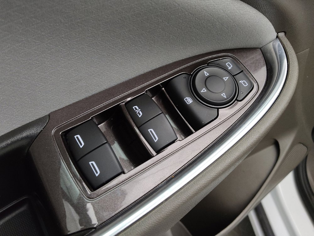 Used 2022 Chevrolet Malibu LT FWD image 27