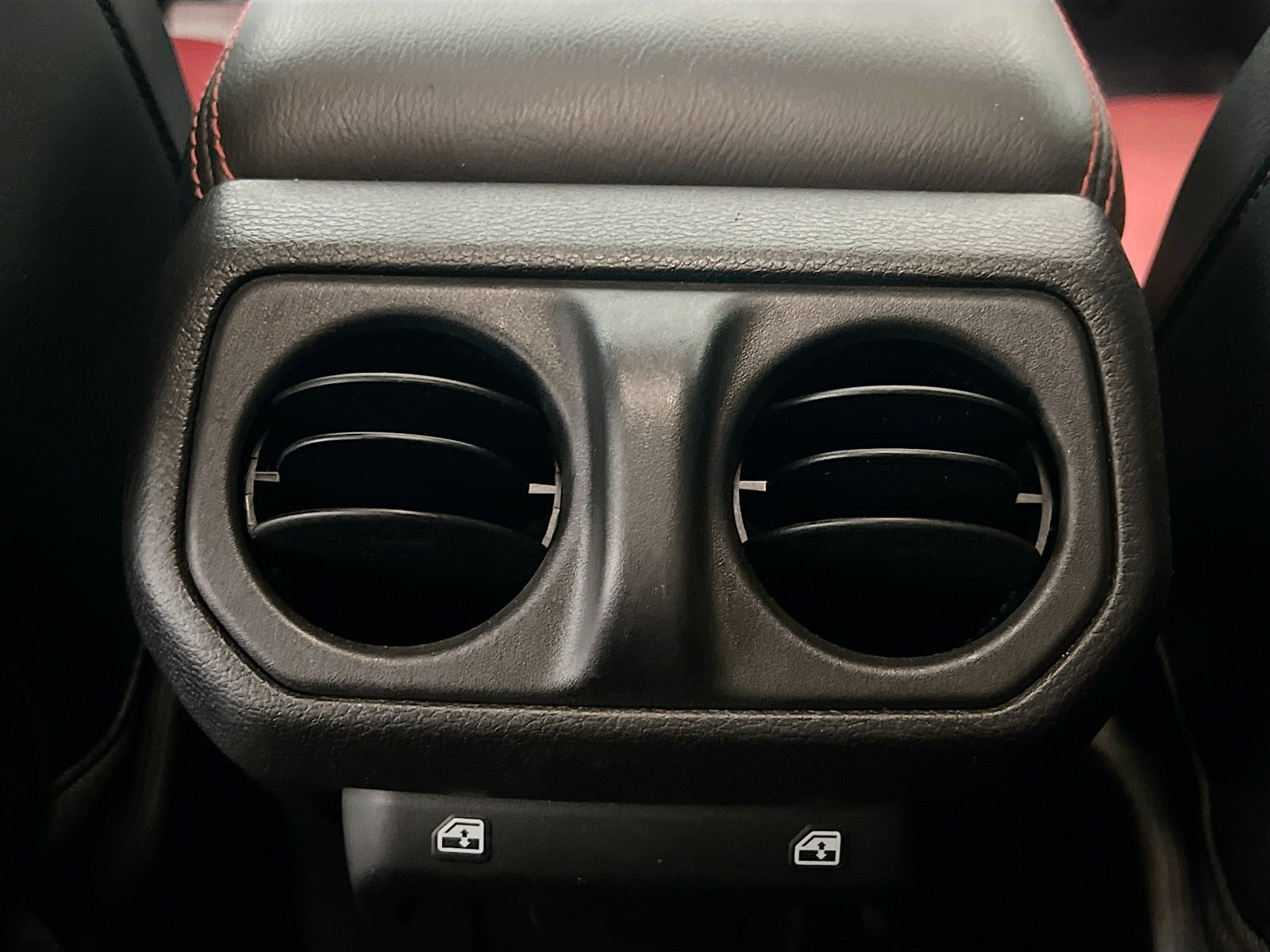 Used 2023 Jeep Wrangler Unlimited Rubicon 4xe AWD/4WD image 18