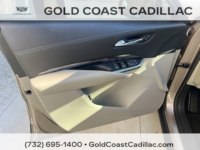 Certified 2022 Cadillac XT4 Luxury image 16