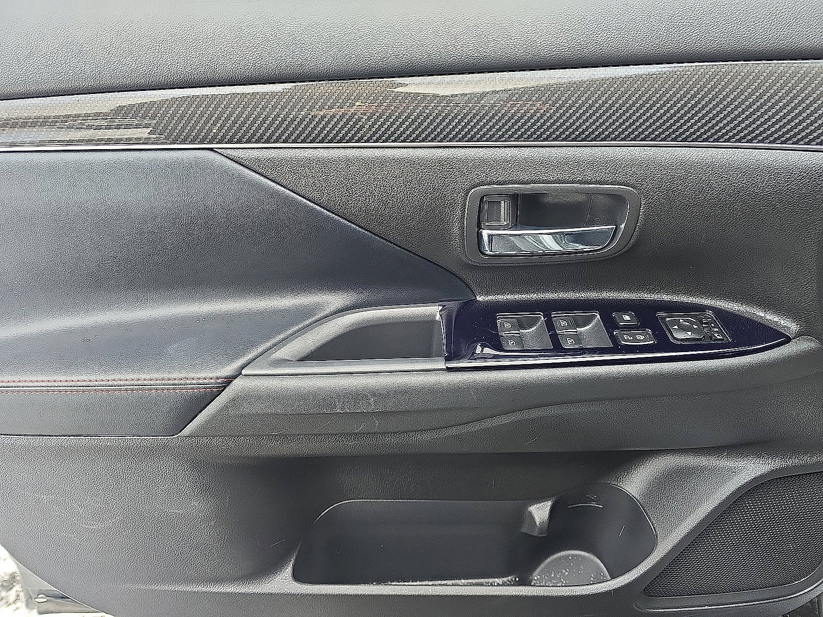 Used 2020 Mitsubishi Outlander LE image 12