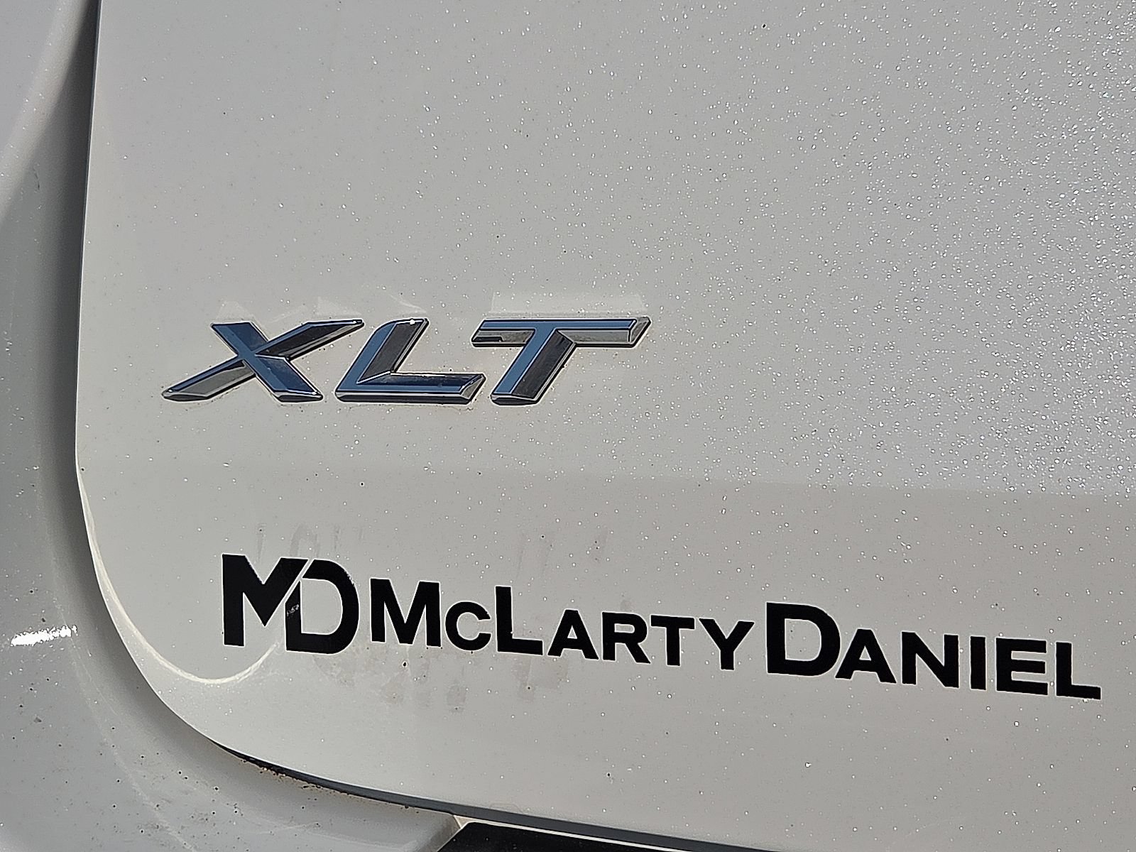Certified 2022 Ford Explorer XLT w/ Equipment Group 202A AWD/4WD image 9