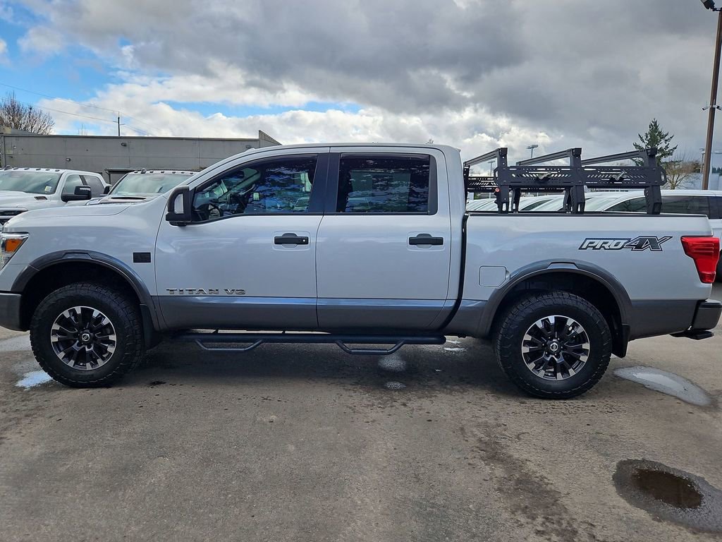 Used 2018 Nissan Titan PRO-4X w/ Pro-4x Convenience Package image 4