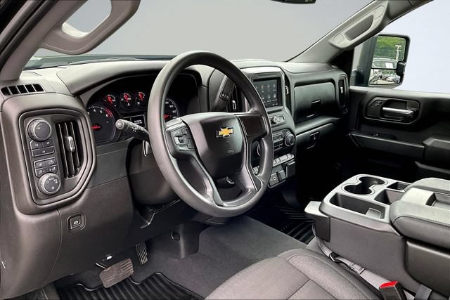 Used 2024 Chevrolet Silverado 2500 Custom w/ Custom Value Package AWD/4WD image 17