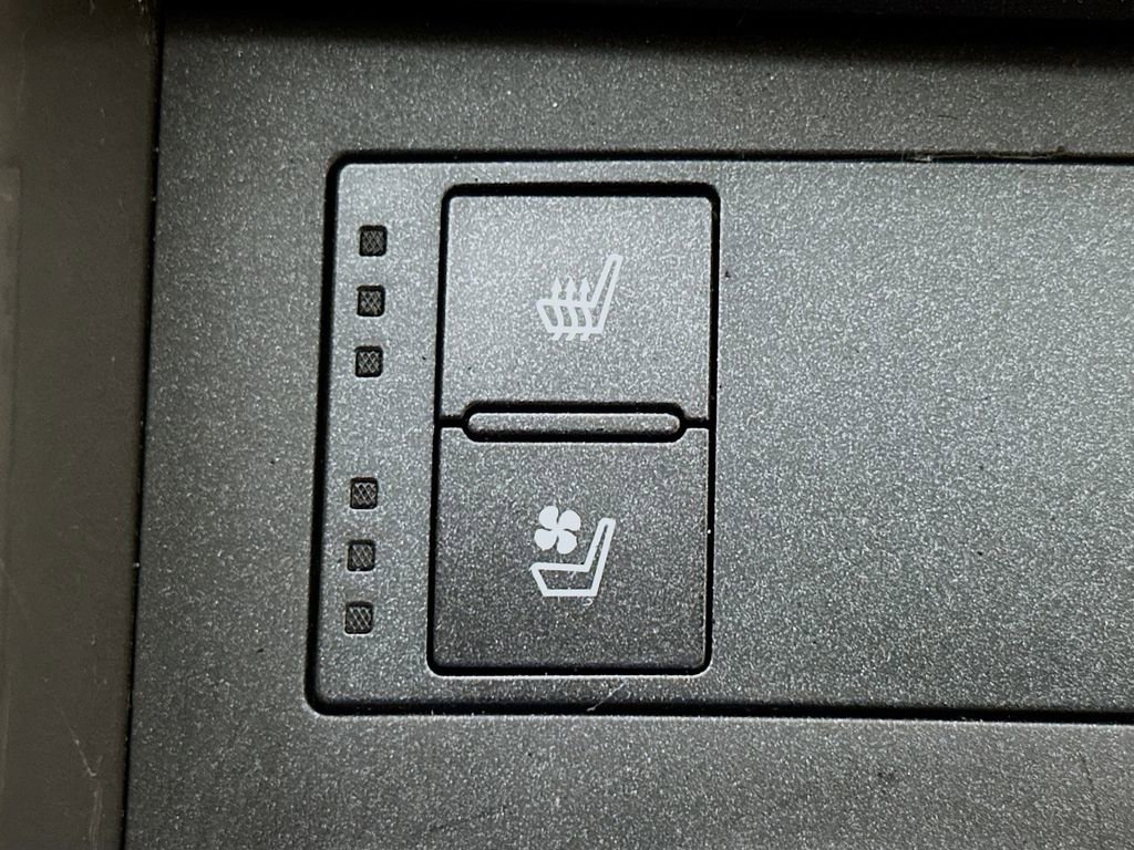 Used 2016 Lexus IS 300 AWD w/ Premium Package image 23