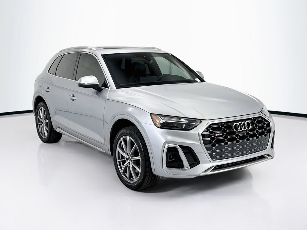 Certified 2023 Audi SQ5 Premium Plus w/ Premium Plus Package AWD/4WD image 3