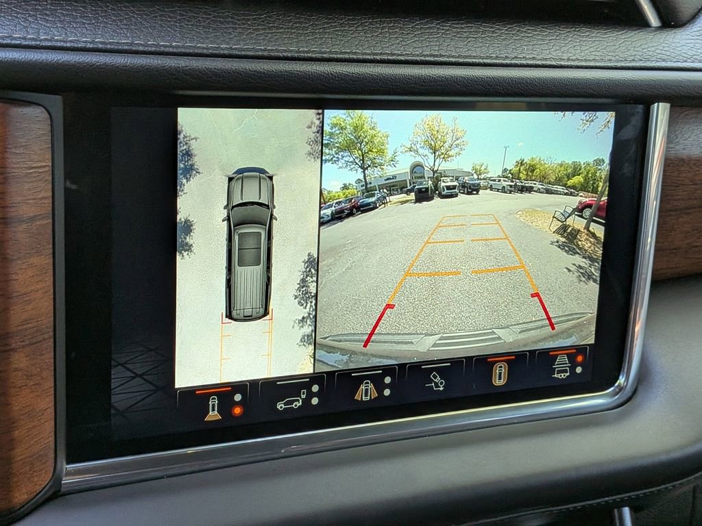Used 2023 GMC Yukon Denali Ultimate image 24
