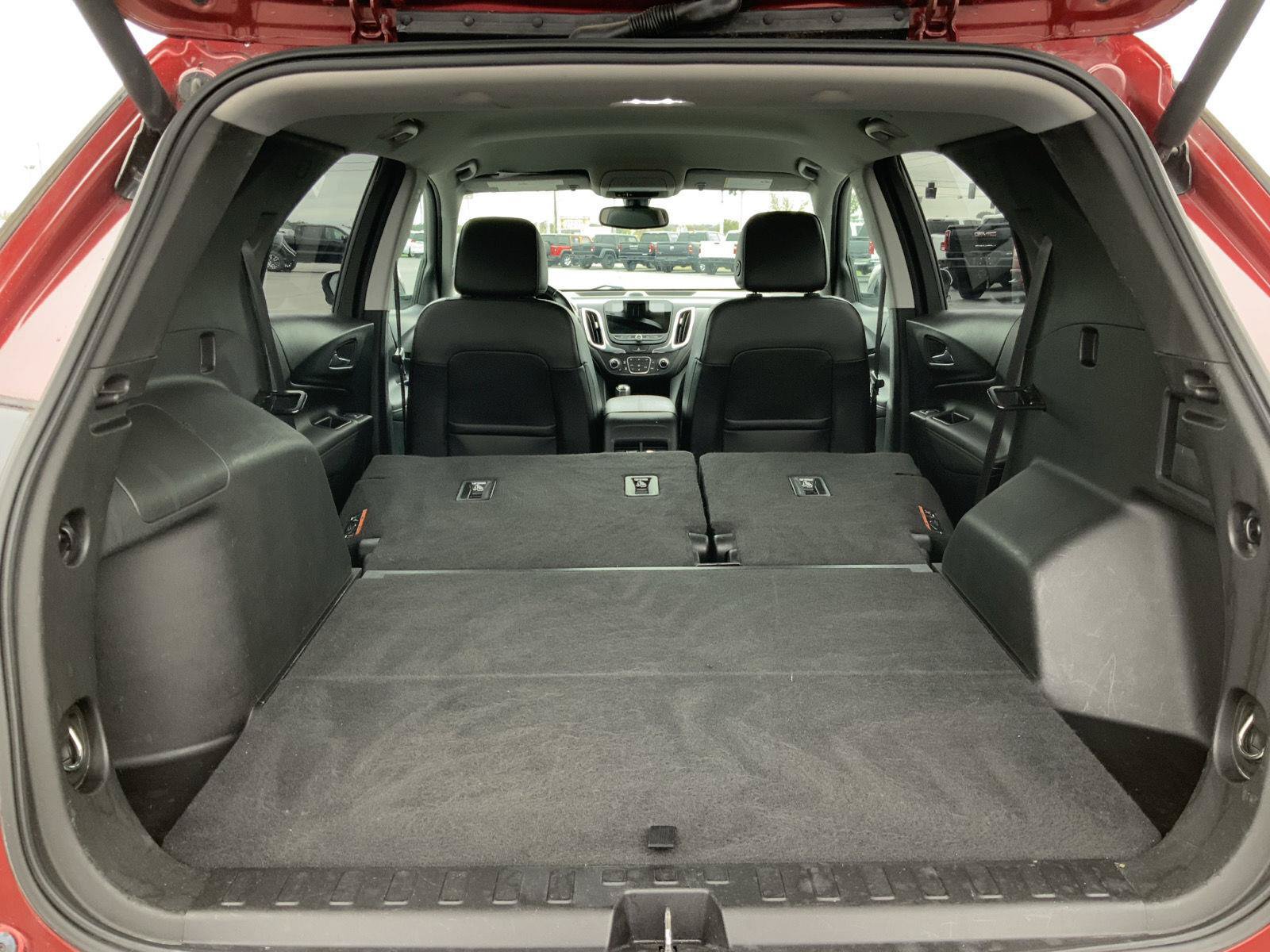 Used 2019 Chevrolet Equinox Premier AWD/4WD image 9