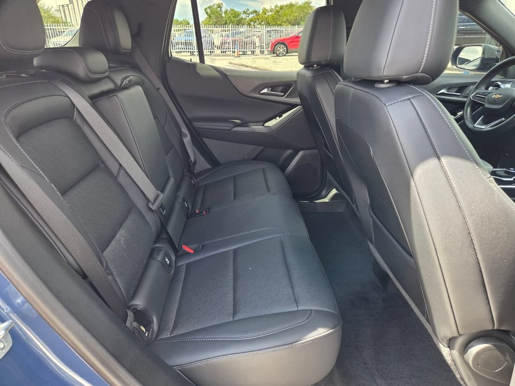 Used 2026 Chevrolet Equinox LT w/ Convenience Package II FWD image 14