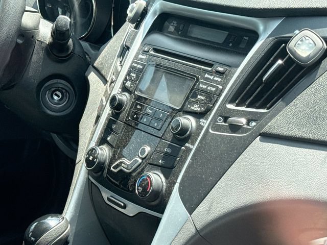 Used 2013 Hyundai Sonata GLS w/ Popular Equipment Pkg FWD image 12