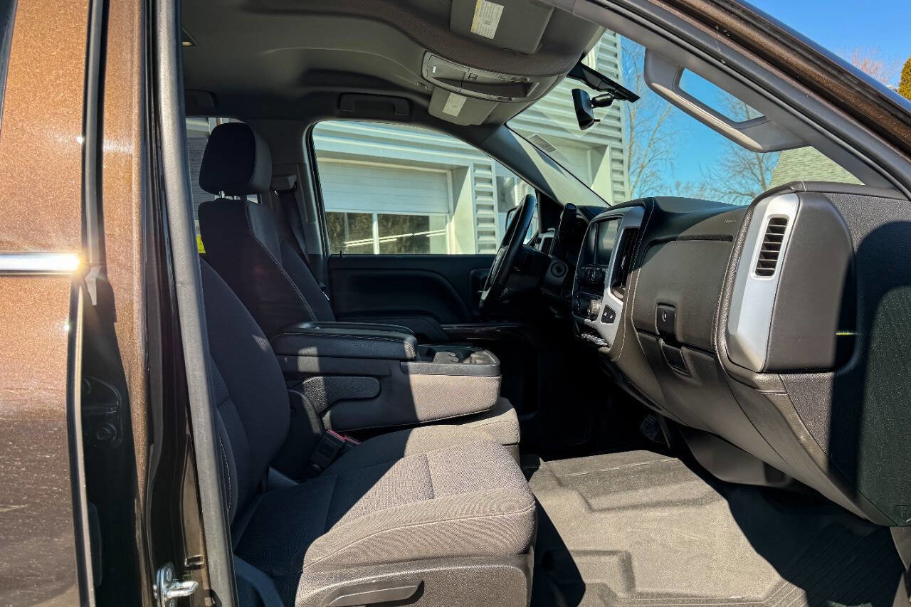 Used 2018 GMC Sierra 1500 SLE w/ SLE Value Package image 9