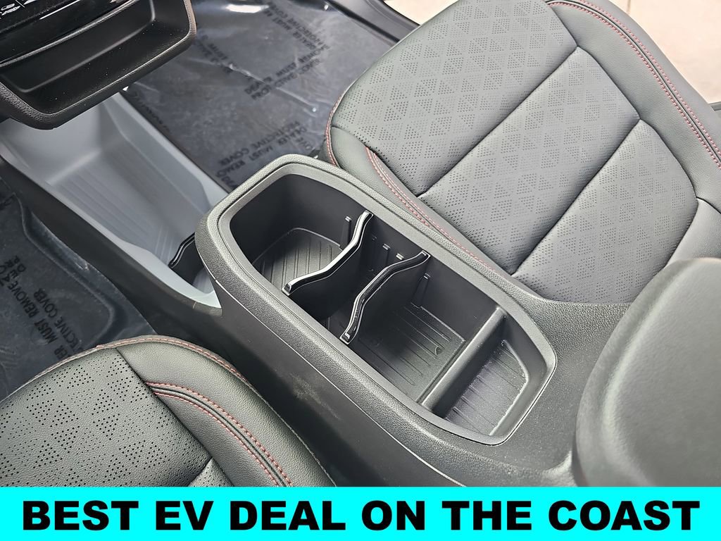 New 2027 Chevrolet Bolt RS w/ Technology Package FWD image 23