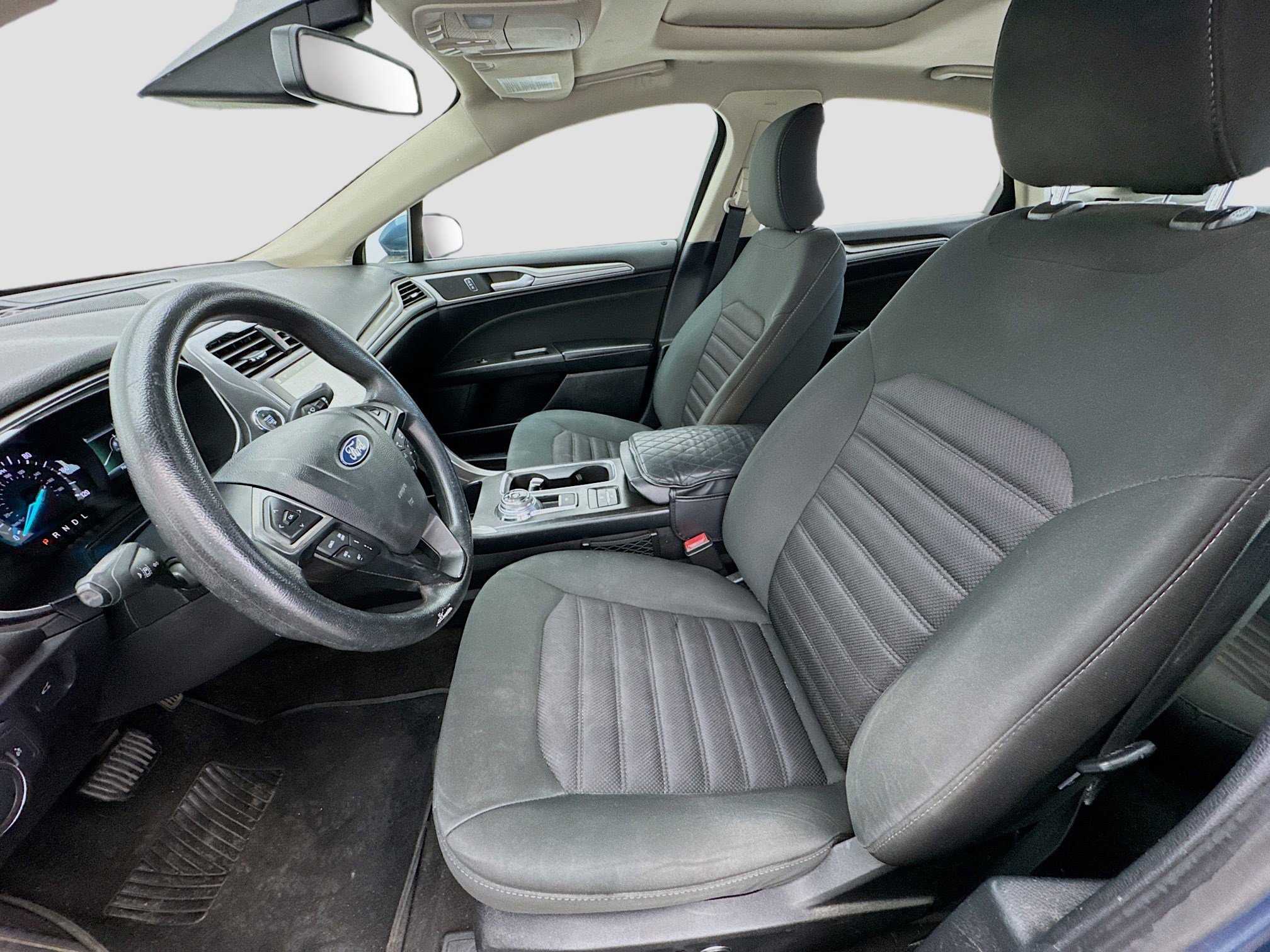 Used 2019 Ford Fusion SE image 13