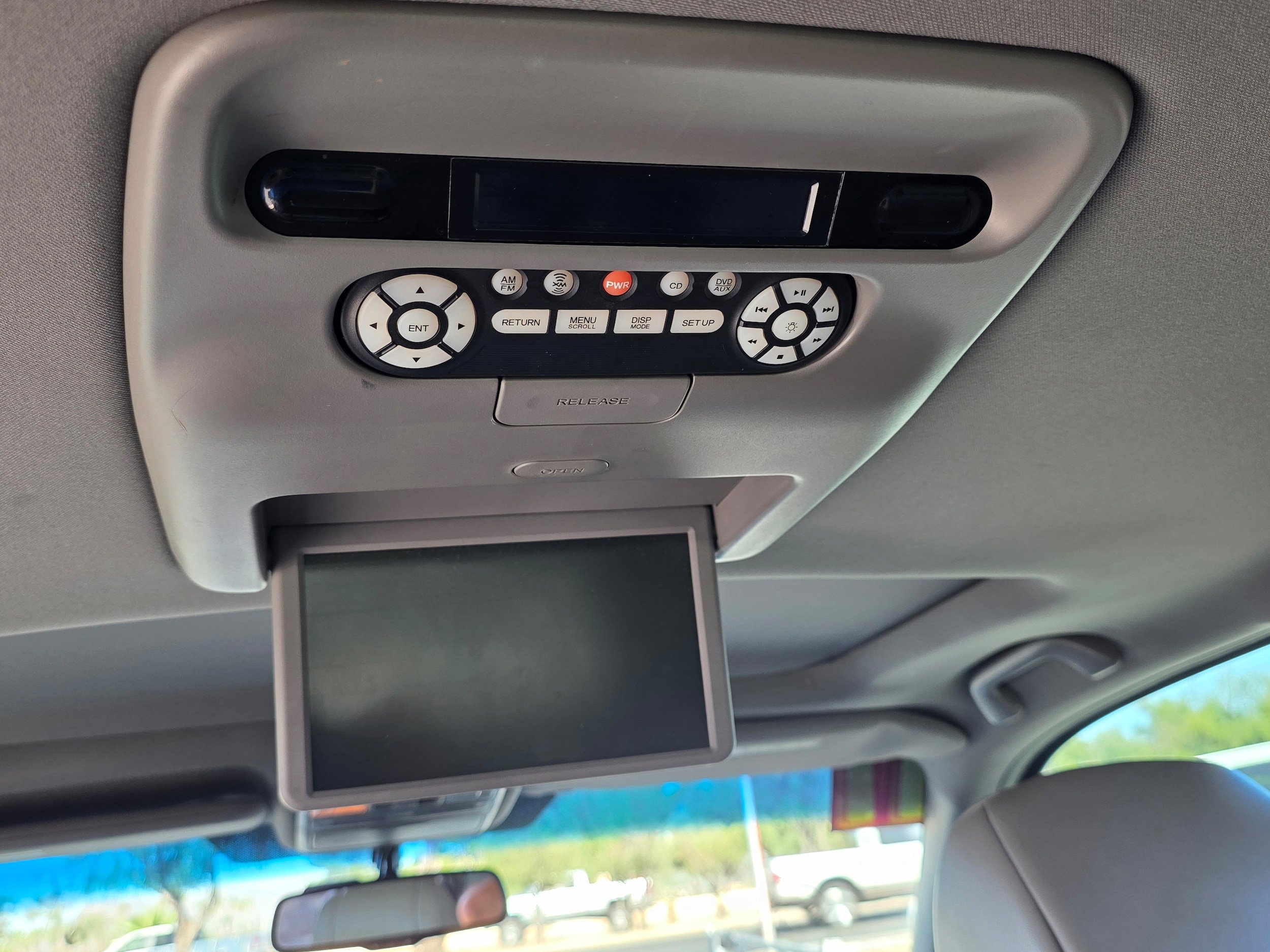 Used 2011 Honda Pilot Touring image 25