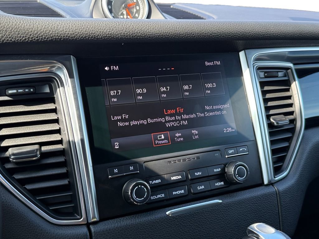 Used 2018 Porsche Macan image 20