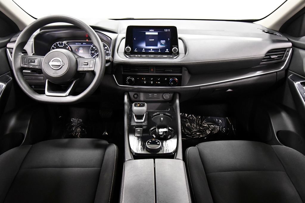 Used 2024 Nissan Rogue S AWD/4WD image 3