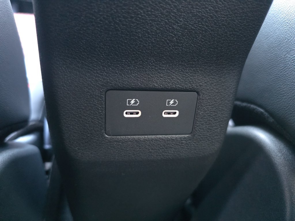 New 2027 Nissan Kicks SR w/ SR Premium Package FWD image 37