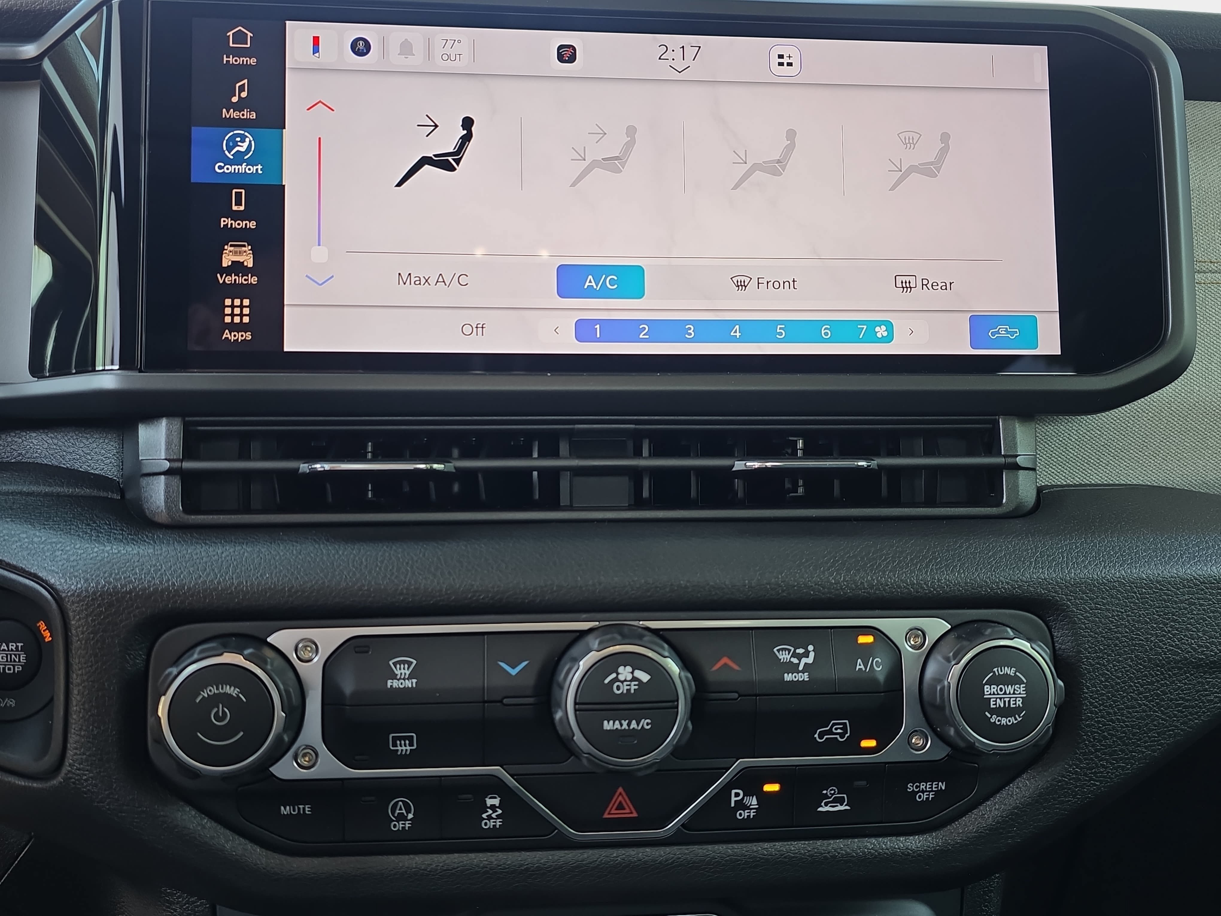 New 2026 Jeep Gladiator Sport AWD/4WD image 21