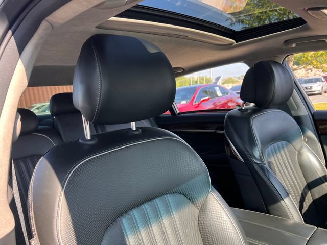 Used 2018 Genesis G90 3.3T Premium AWD/4WD image 37
