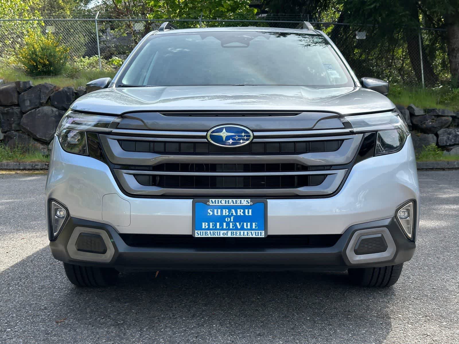 Certified 2025 Subaru Forester Limited AWD/4WD image 5