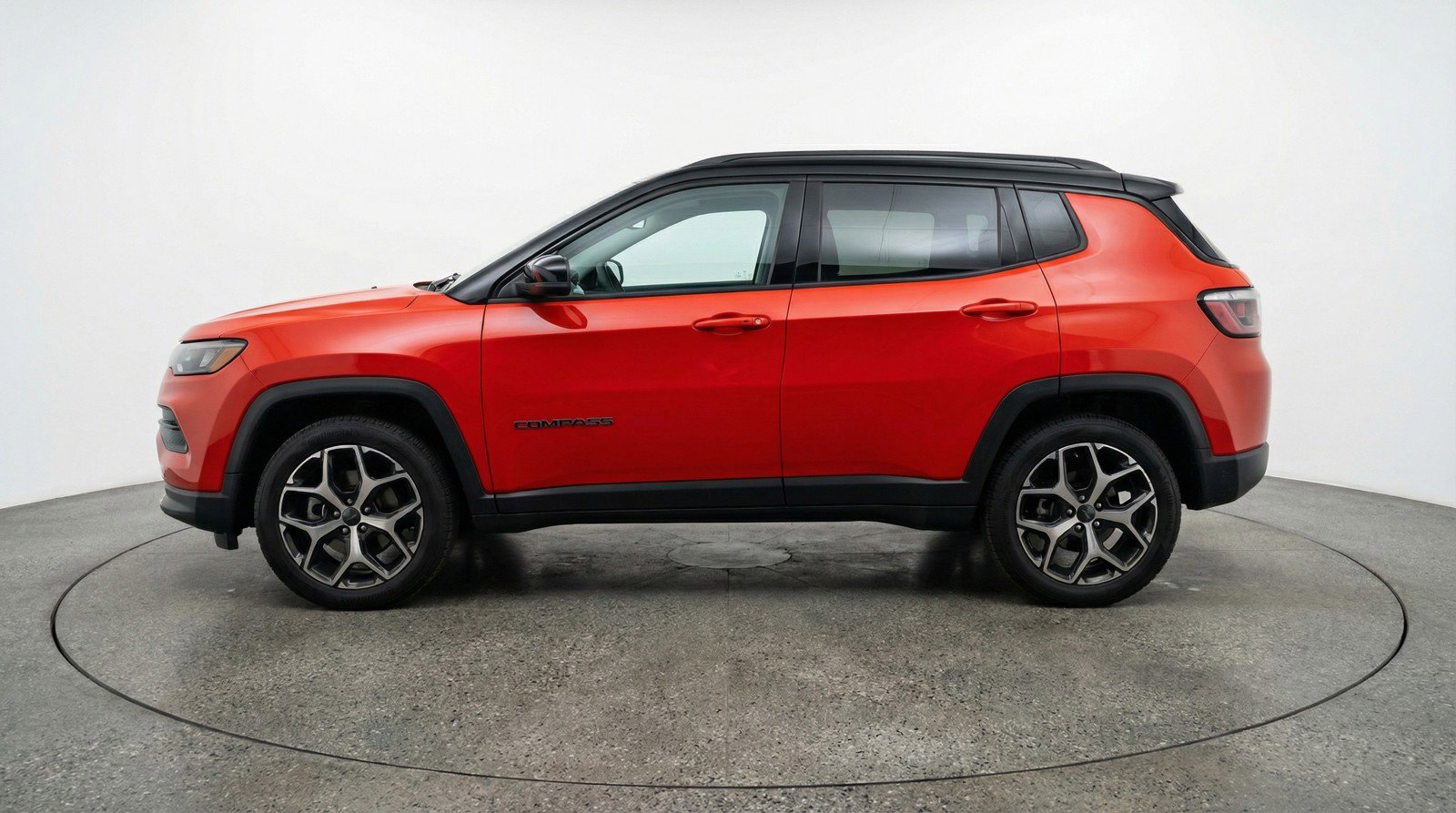 Used 2025 Jeep Compass Limited AWD/4WD image 5