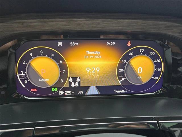 Used 2025 Volkswagen Atlas SEL Premium R-Line image 22