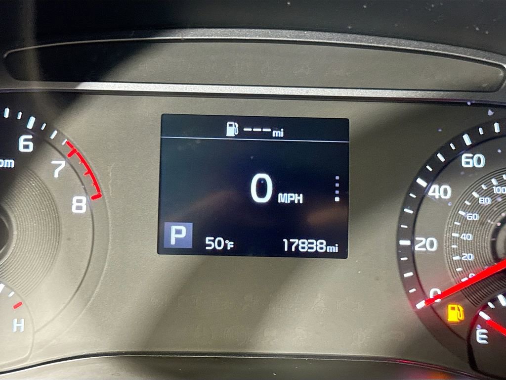 Used 2022 Kia Soul LX w/ Technology Package image 18