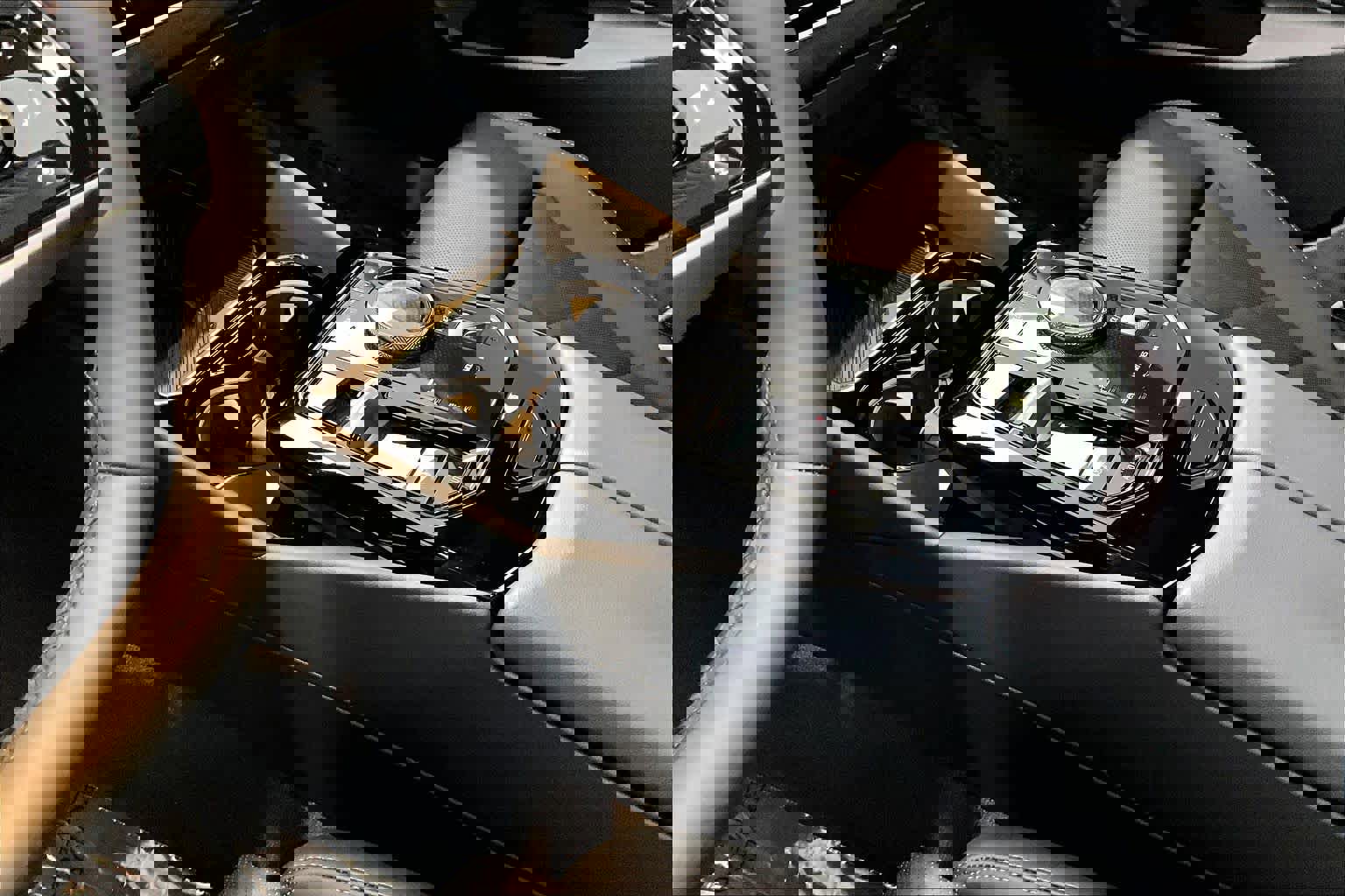 Used 2024 BMW 530i w/ Premium Package image 17