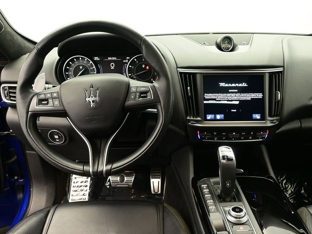 Used 2023 Maserati Levante Modena image 15