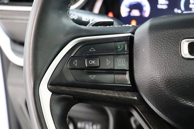 Used 2023 Jeep Grand Cherokee L Limited w/ Luxury Tech Group II AWD/4WD image 23
