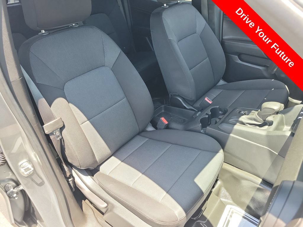 Used 2023 Chevrolet Colorado W/T RWD image 20