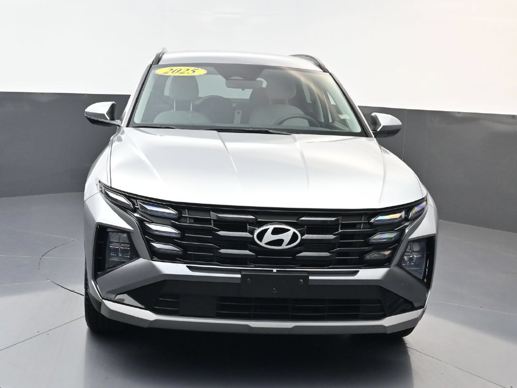 Certified 2025 Hyundai Tucson SEL FWD image 9
