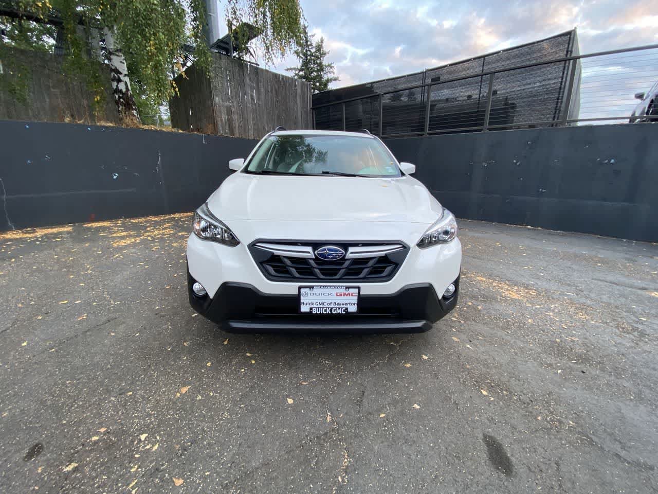 Used 2023 Subaru Crosstrek 2.0i Premium AWD/4WD image 9